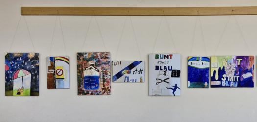 bunt_statt_blau2.jpg