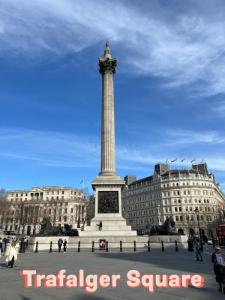 trafalger_square.jpg
